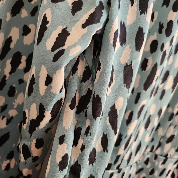 H&M NWT XXS mint green long sleeve dress, midi, white and black polka do… - Picture 5 of 12